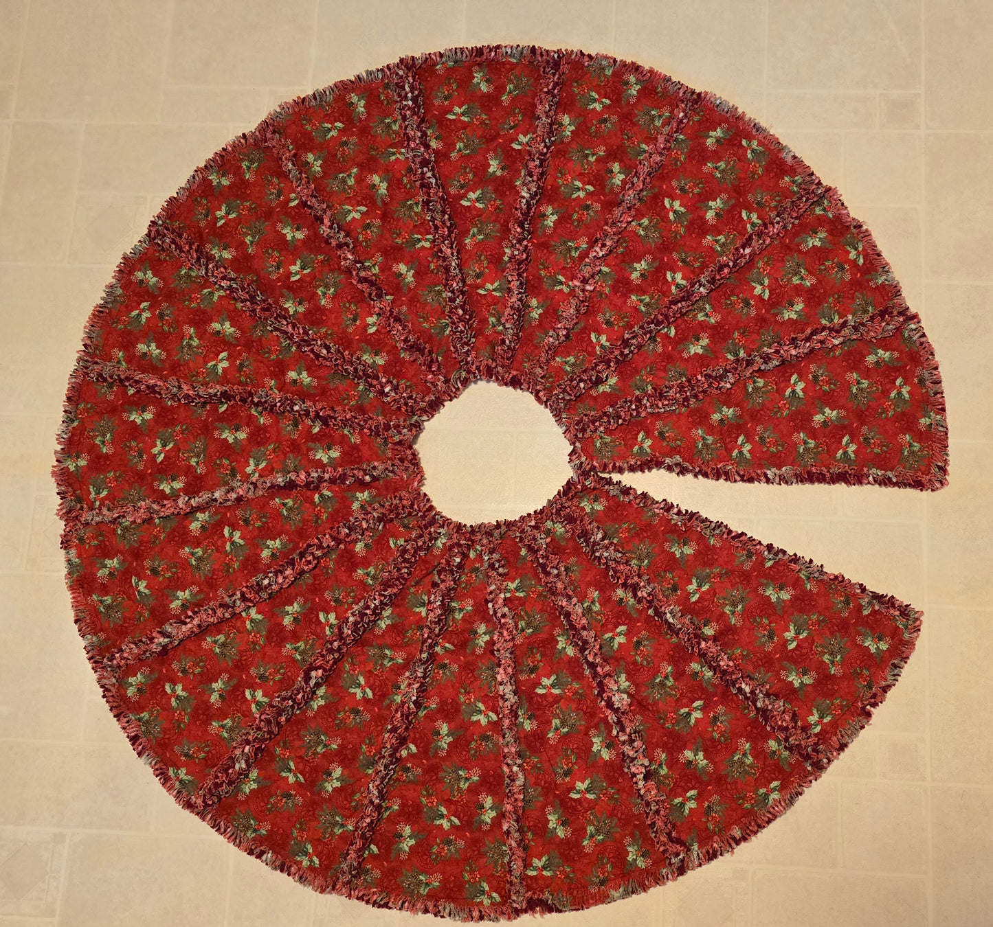 Rag Quilt Christmas Tree Skirt – Holly & Pine with Maroon Trim | Rustic Farmhouse Holiday Décor | 44–48 Inches