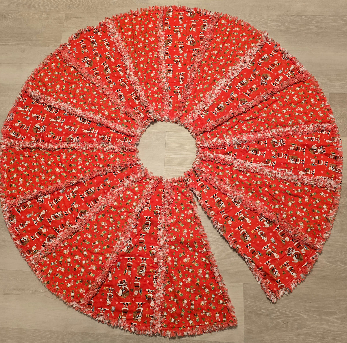 Christmas Tree Skirt-red Santa/stockings.