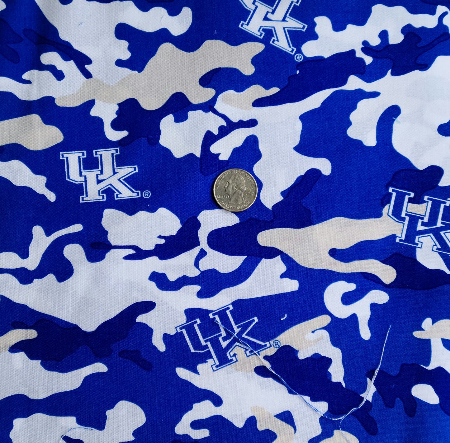 University of Kentucky Wildcats Pre-Cut Cotton Fabric Squares Pack of 25