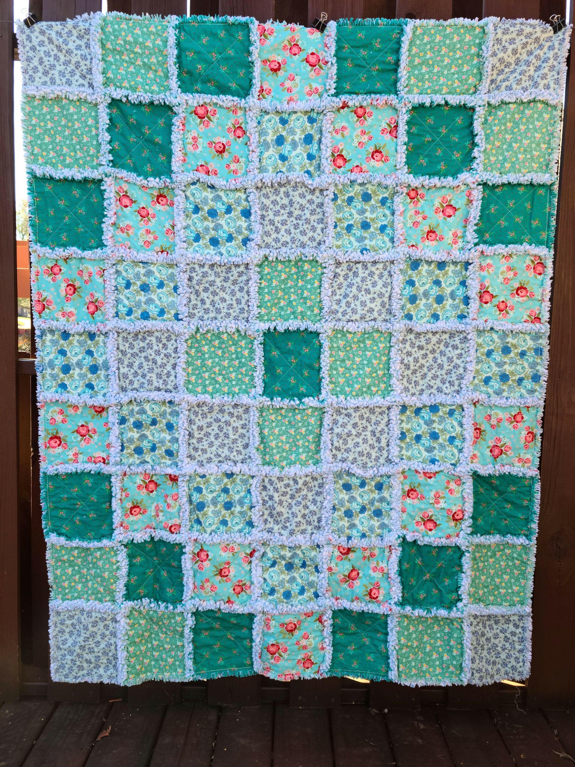 Freshly Picked Teal Cotton Rag Quilt Throw.