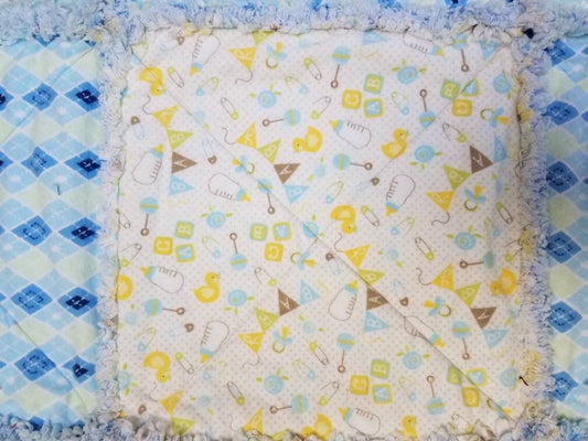 Blue vintage style infant quilt