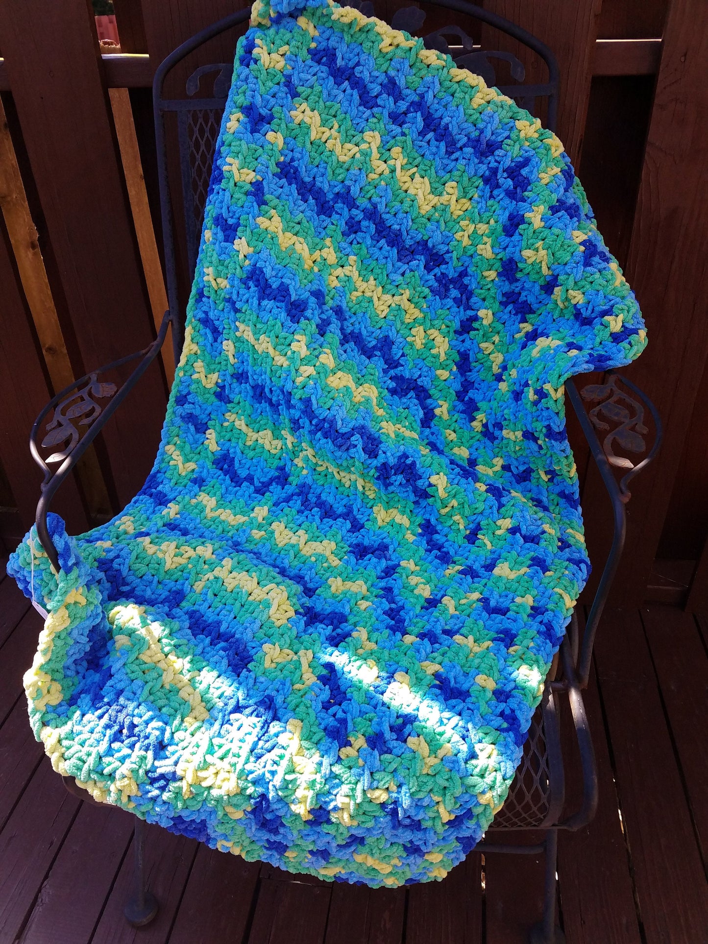 Blue baby blanket, crochet baby blanket, blue crochet blanket, green baby blanket, green crochet blanket, crochet lap blanket