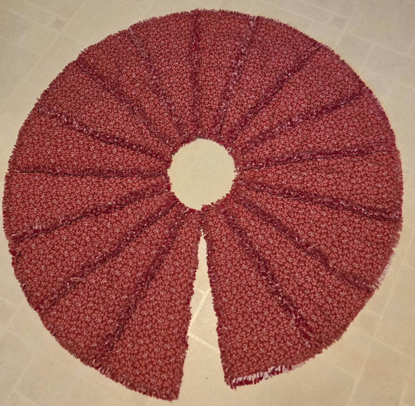 Handmade Rag Quilt Christmas Tree Skirt: Flannel & Cotton, 44-48 in