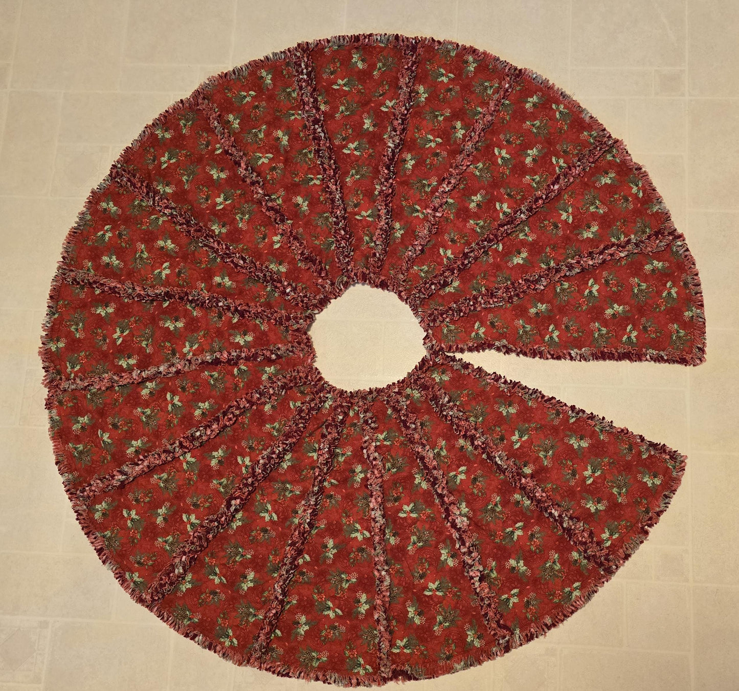 Handmade Rag Quilt Christmas Tree Skirt: Flannel & Cotton, 44-48 in
